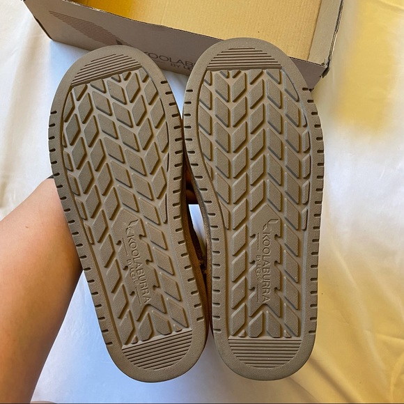 Koolaburra by UGG Victoria Short Women’s Winter Boots - Picture 8 of 11